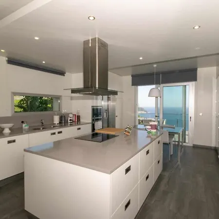 Apartamento 3 Quartos Vista Mar Canico * بونتا دو سول